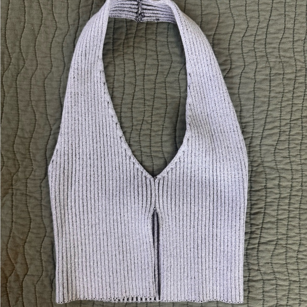 Stylish Ribbed Halter Top in Light Gray